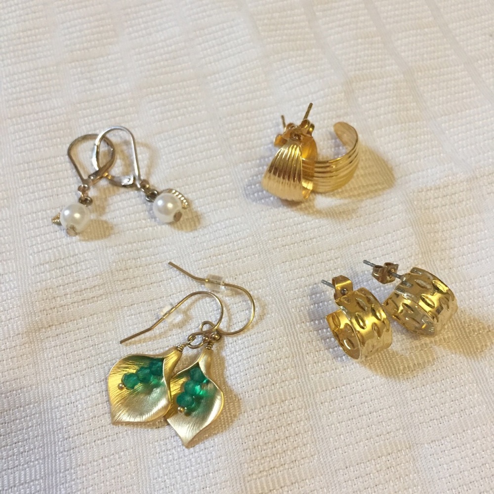 Gold earrings